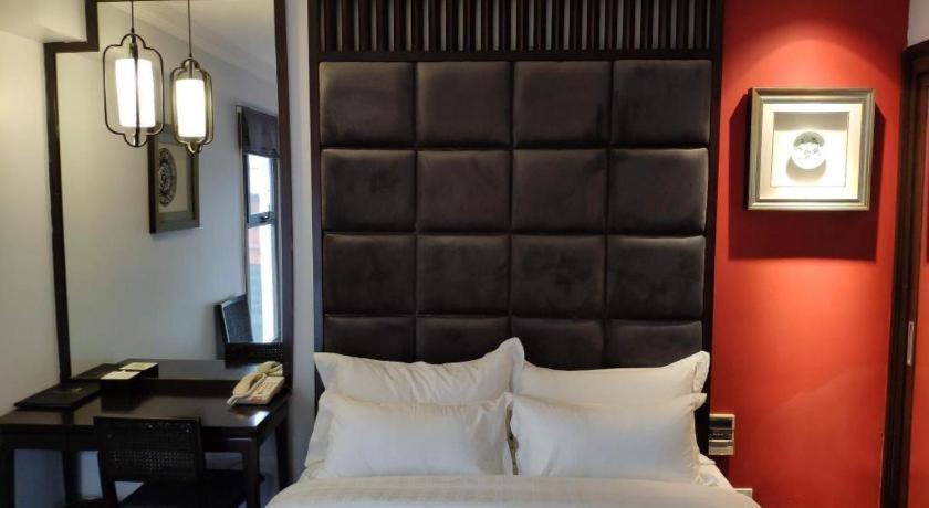 Church Boutique Hotel Hang Trong Hanoi Exterior photo