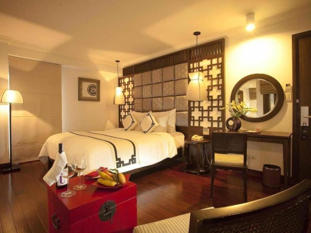 Church Boutique Hotel Hang Trong Hanoi Exterior photo