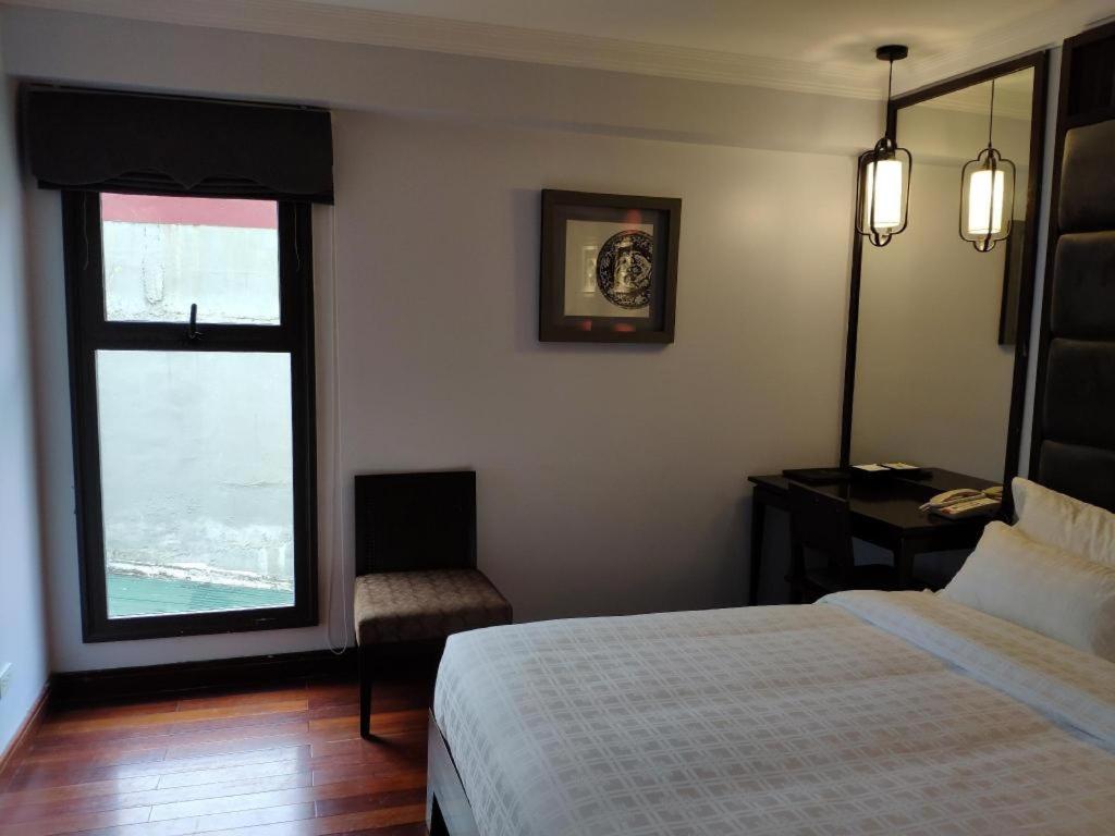 Church Boutique Hotel Hang Trong Hanoi Exterior photo