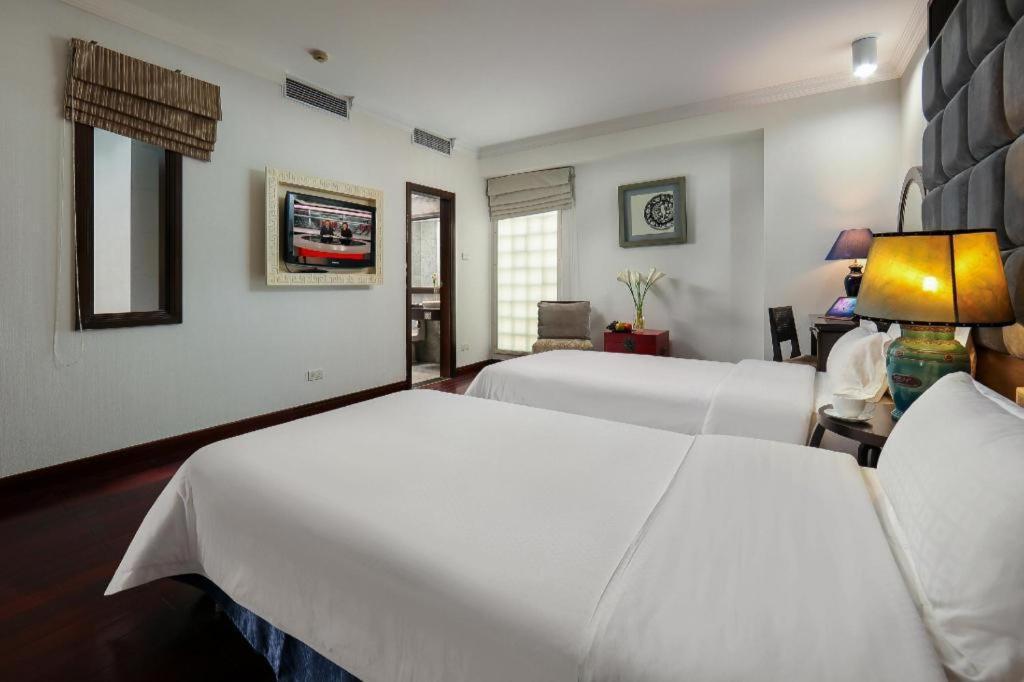 Church Boutique Hotel Hang Trong Hanoi Exterior photo